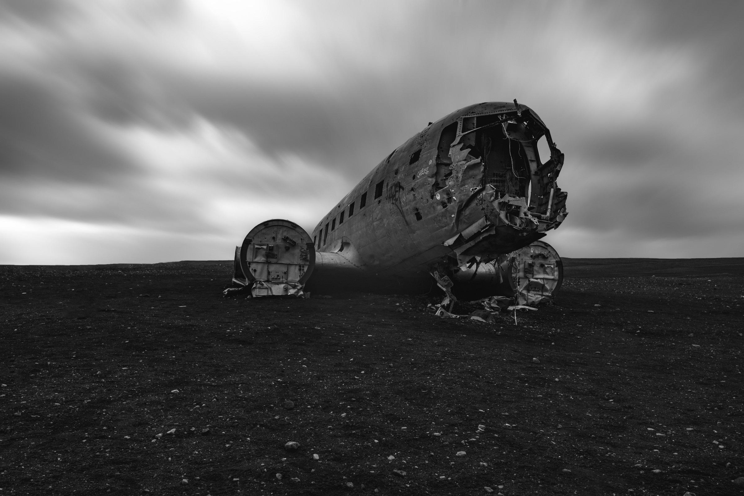 abandoned crashed plane